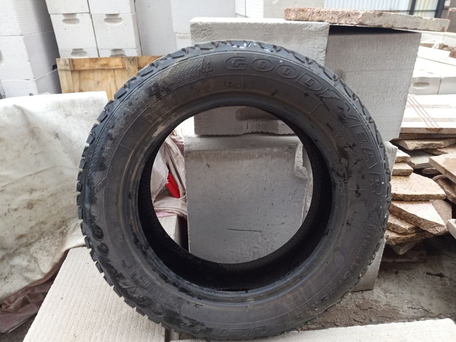 Продам шину в отличном состоянии