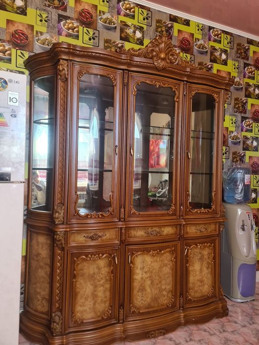 Срочно гарнитур 200 мын тенге