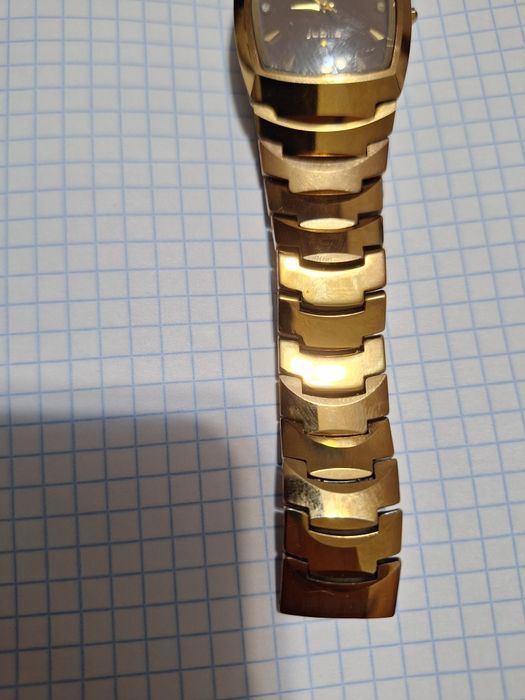 Продам наручные часы RADO