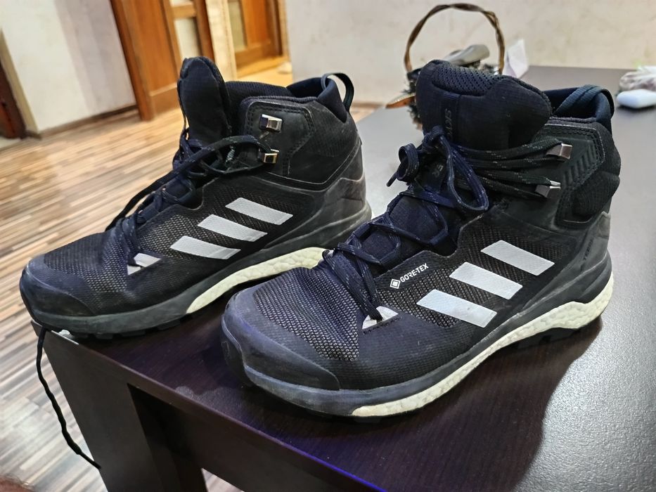 Боти адидас-gore tex