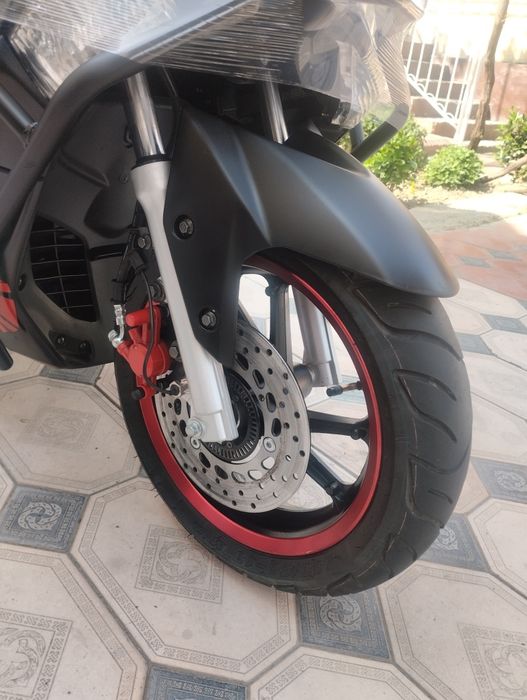 Skuter Sotladi xolati yangi