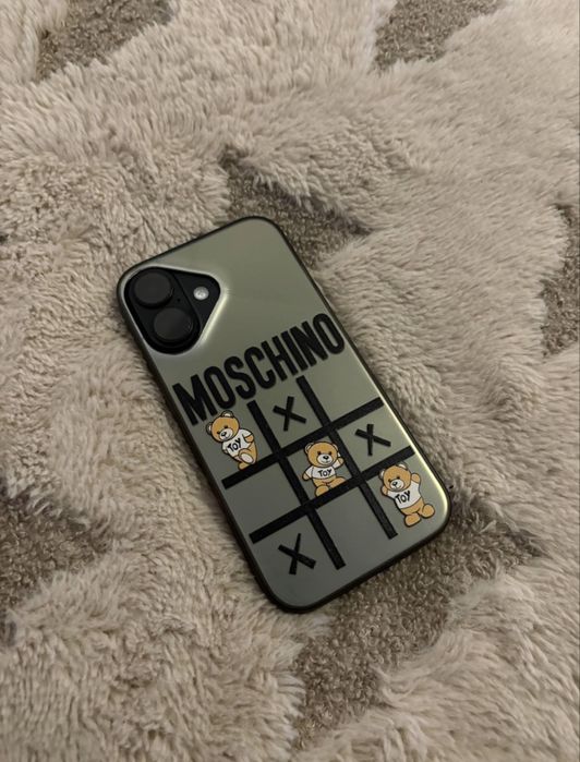 Vand Iphone 16 stare foarte buna