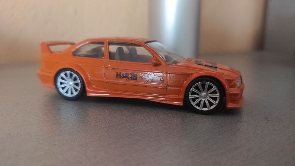 Метални модели 1:43 и 1:32