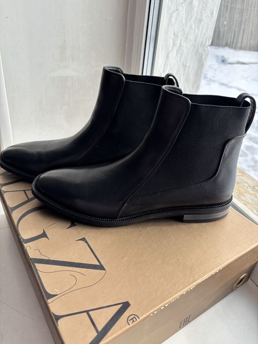 Новые женские сапоги