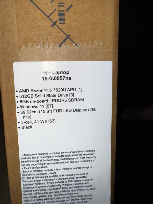 Лаптоп чисто нов