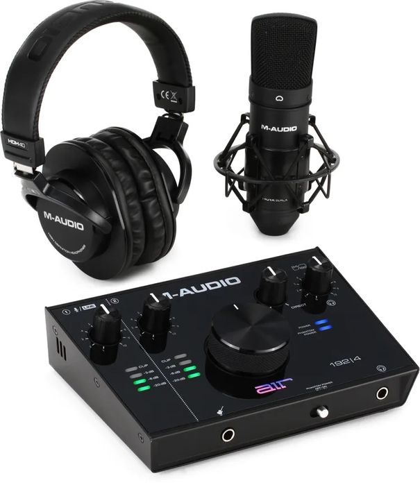 Студийный микрофон Микрофон M-Audio AIR 192 4 Vocal Studio Pro черный