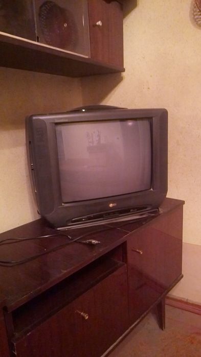 Телевизор в рабочем состоянии