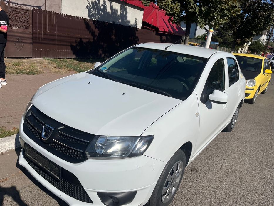 Bara fata logan 2014