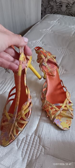 Босоножки 40р жен