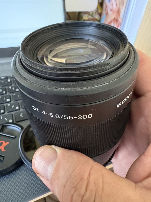 Обектив SONY SAL55200