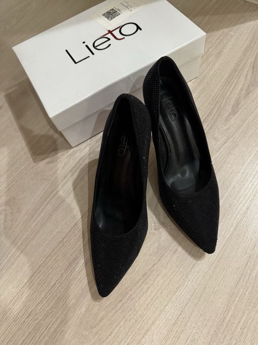 Каблуки Lieta 38