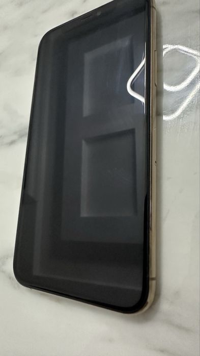 iPhone 13pro ; iPhone 11pro