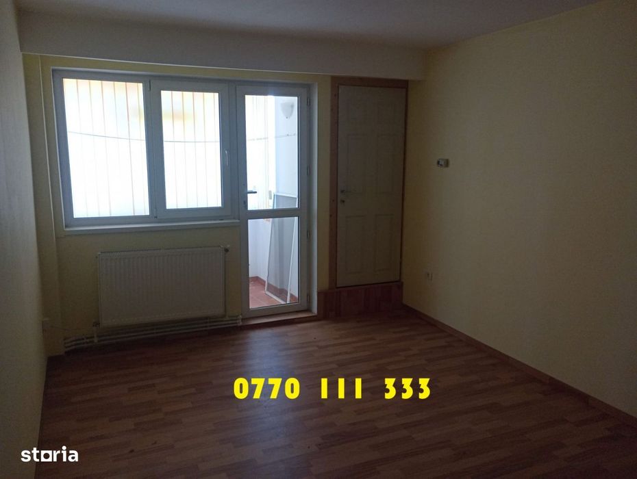 - Apartament 2 camere confort 1 zona Garii, etaj 4 cu pod.