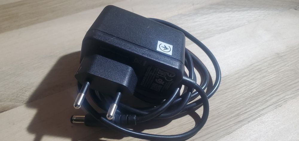 Router Huawei Deblocat, orice retea B311-221 WiFi LAN 4G LTE