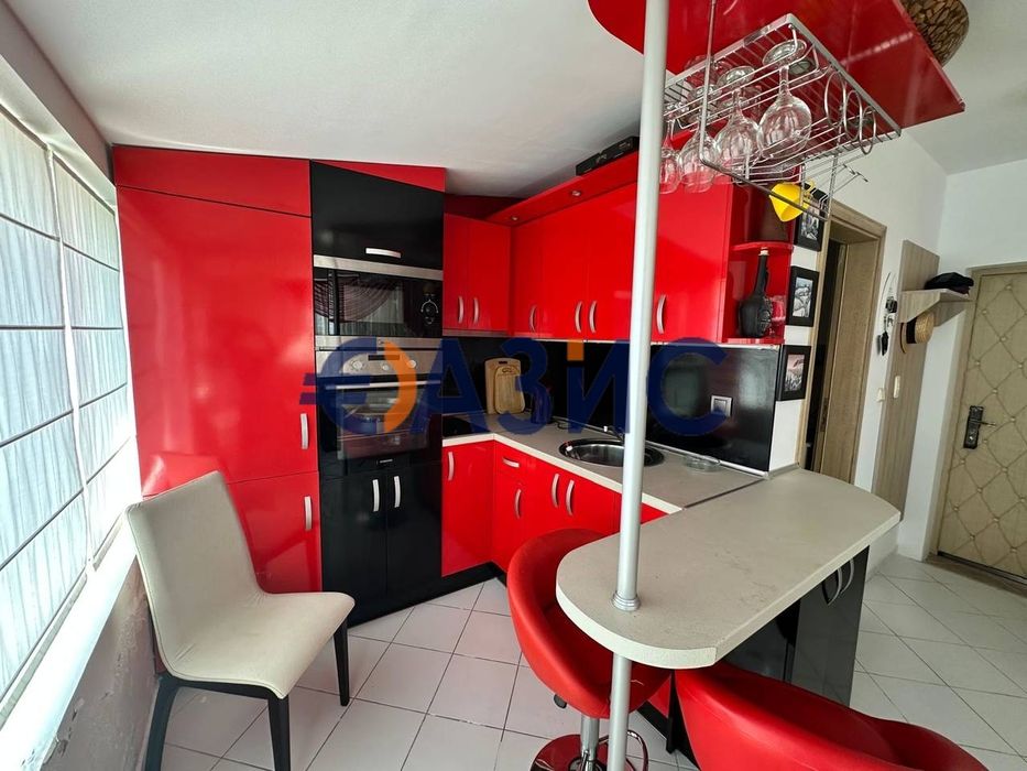 Продава се Двустаен апартамент в Несебър - 70 кв.м за 1115 €/кв.м - Снимка #3