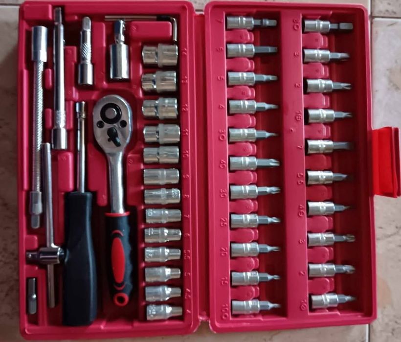 Комплект за ремонт на автомобил от 46 части