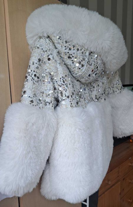 Детско пухкаво палто 8 г