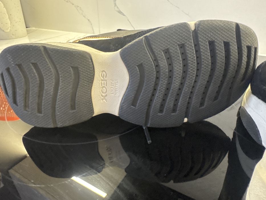 Продам крассовки