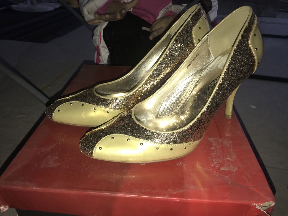 Женские обуви