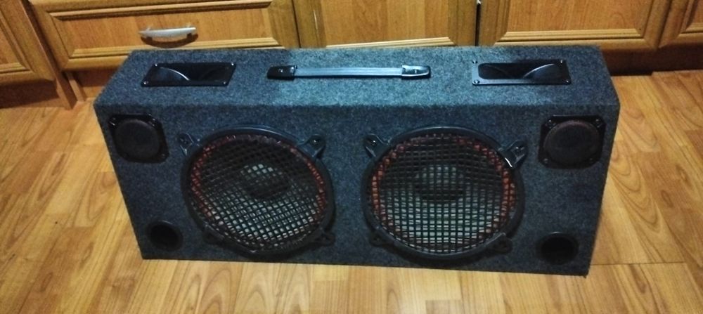 Tun de bass negru