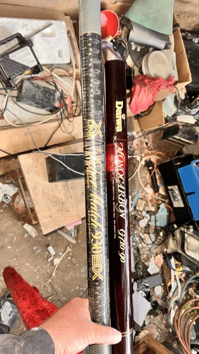 Vand 2 varga de carbon de 9.0m si 9.3m 1 e daiwa si 1 shimano editii limitate cu huse speciale