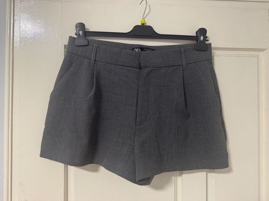 Къси панталонки Zara