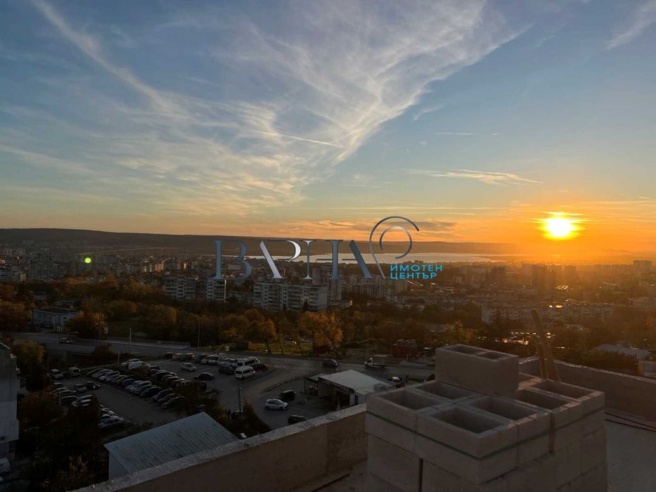 Продава се Тристаен апартамент в Варна, Цветен квартал - 114 кв.м за 680 €/кв.м - Снимка #2