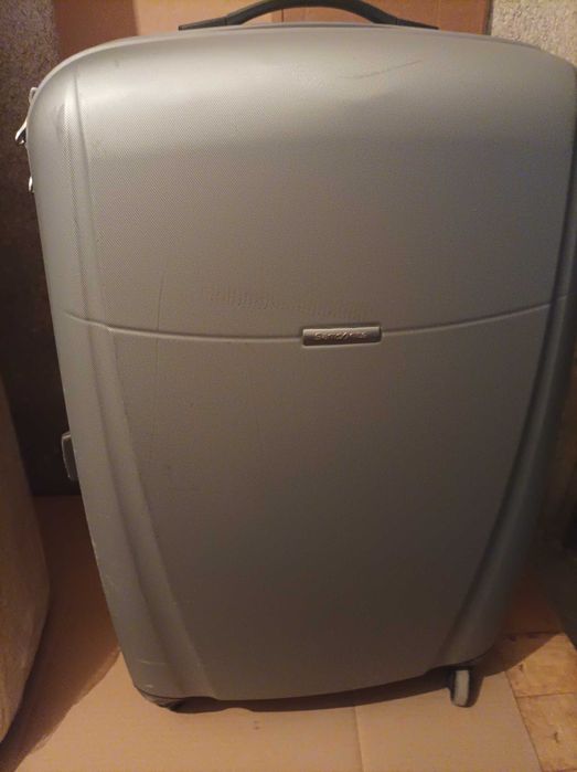 Куфар Samsonite голям
