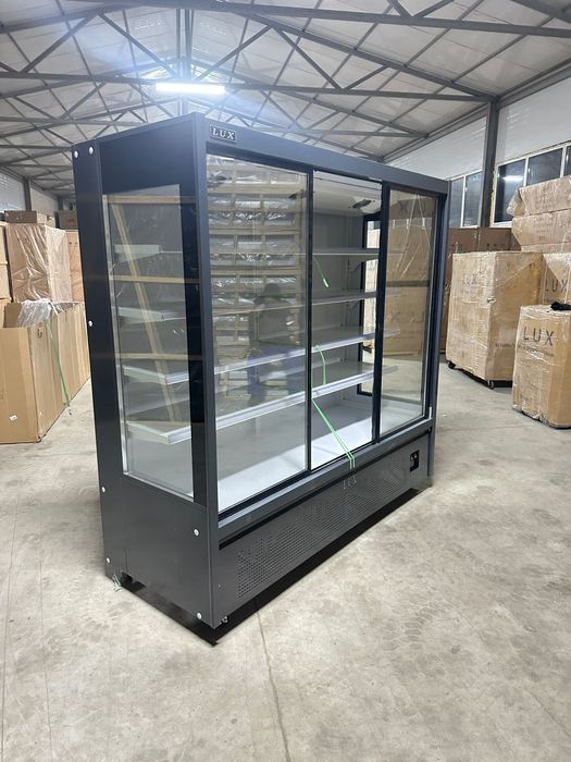 Витринные горки со склада