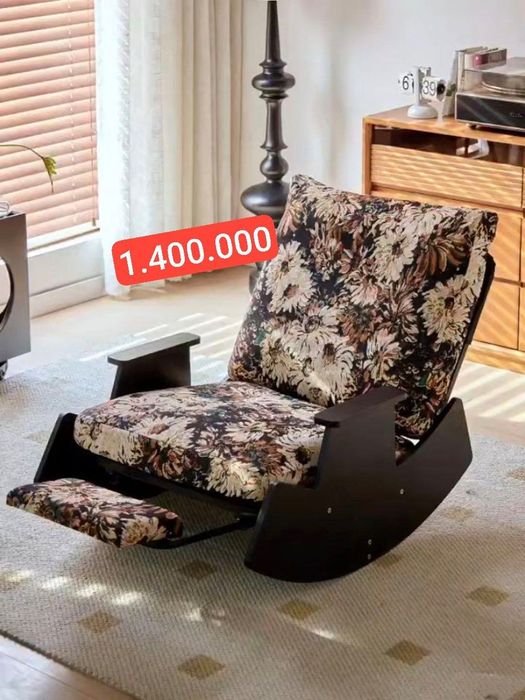 Плетенное кресло качалка