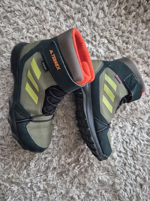 Зимни боти Adidas Terrex