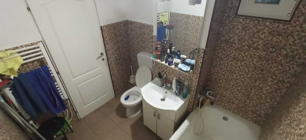Apartment cu 4 camera