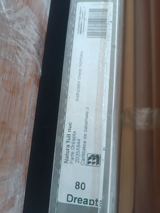 Ușa interior culoare nuc