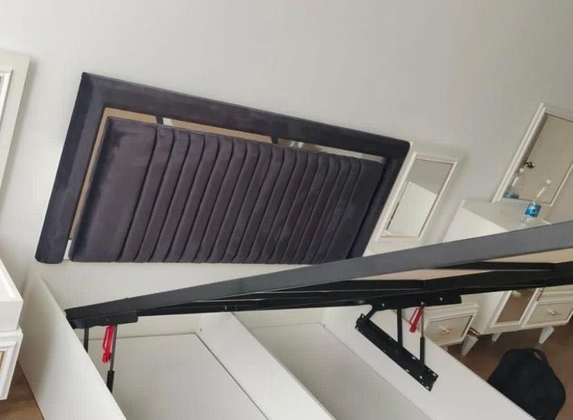 Продам спальный гарнитур