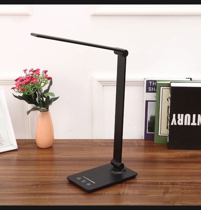 Лампа настольная