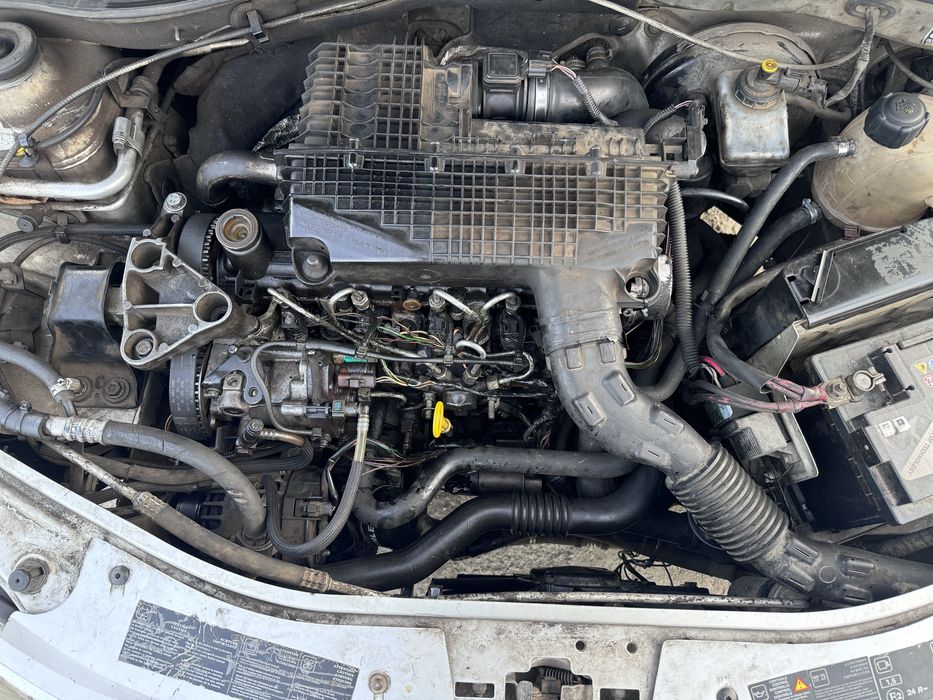 Дачия Логан 1.5дци 68кс 2007г На Части