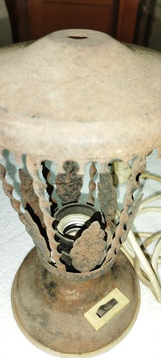 Стара нощна лампа