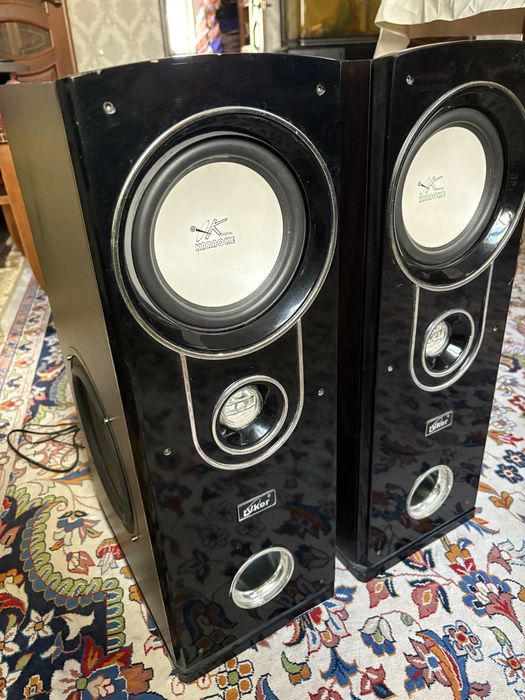 СРОЧНО ПРОДАЕТСЯ! Звуковая колонка