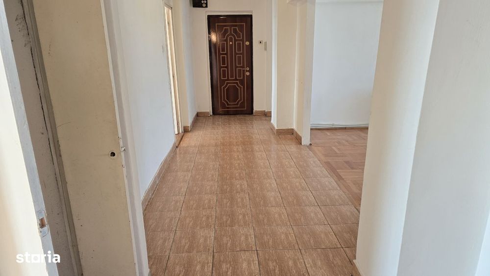 Vand apartament 4 camere dec. Deva,  22 Decembrie et 5, bloc de 6 et