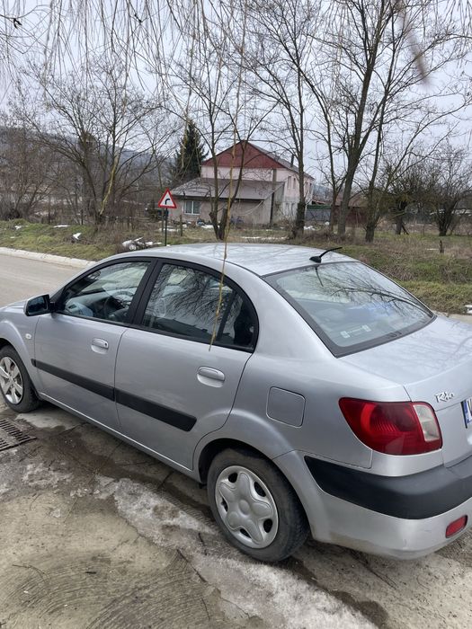 Kia Rio Benzina 2008