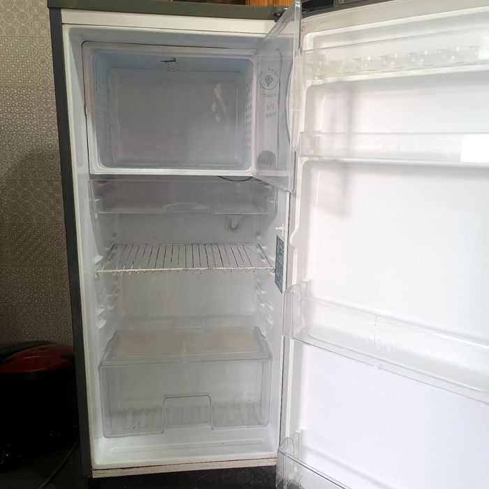 Холодильник яхши холатда