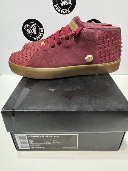 Сникърси NIKE LEBRON X||| LIFESTYLE .Номер 42.5