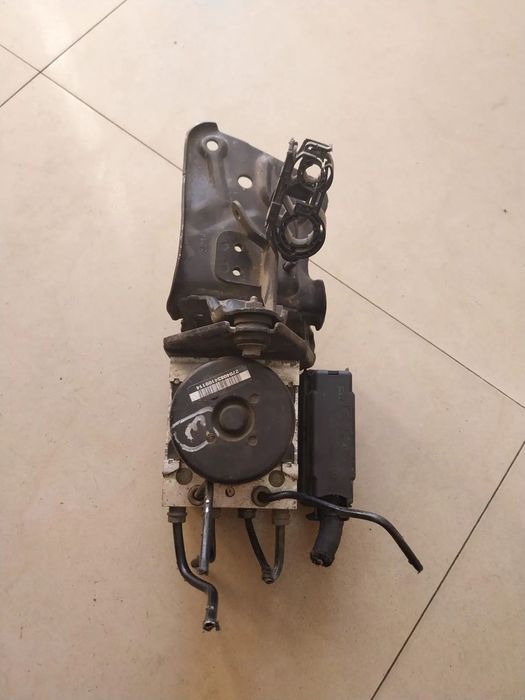 VAND POMPA ABS GOLF 6, AN 2010, COD: 1K0 907 379 BE