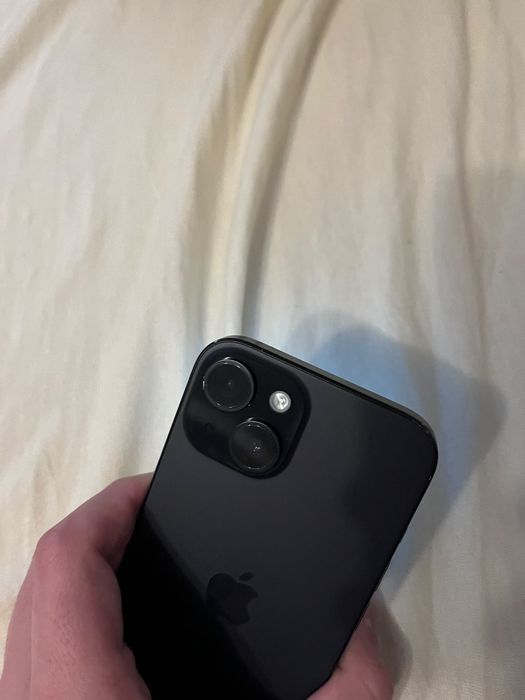 Vand Iphone 15 .