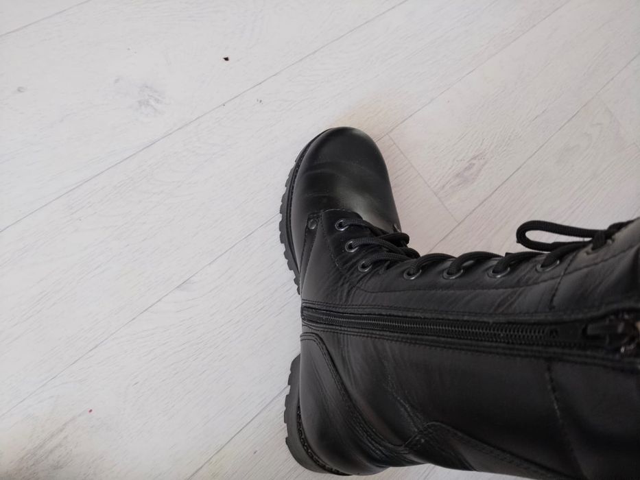 Продам берцы, кожа, размер 37, весна