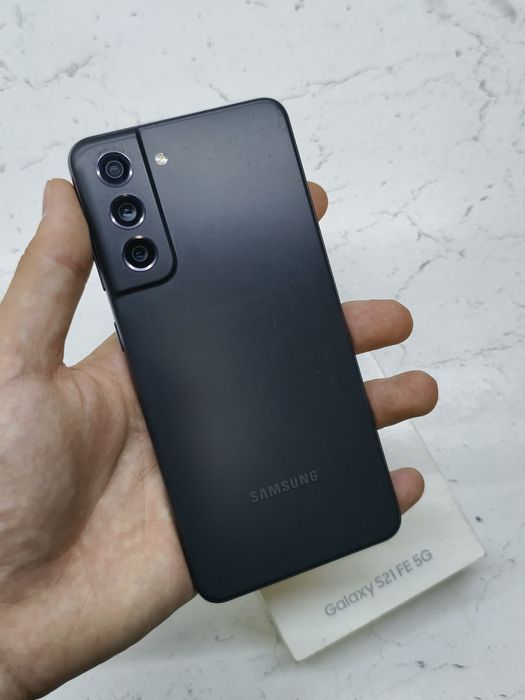 Samsung S21 FE Sotlad