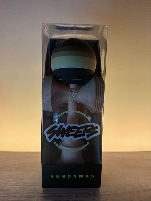 Kendama  Sweets Turbo Shape four stripes