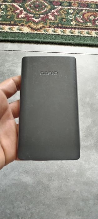 Калькулятор CASIO fx-82solar