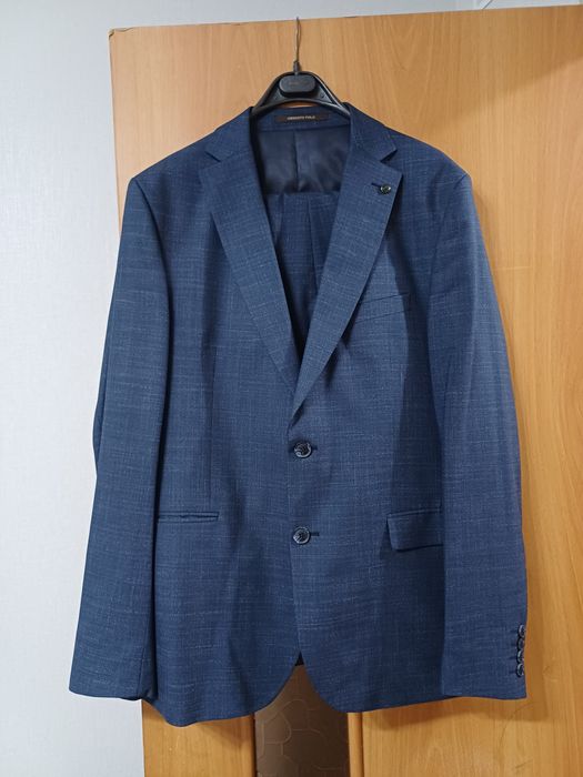 Продам мужской костюм