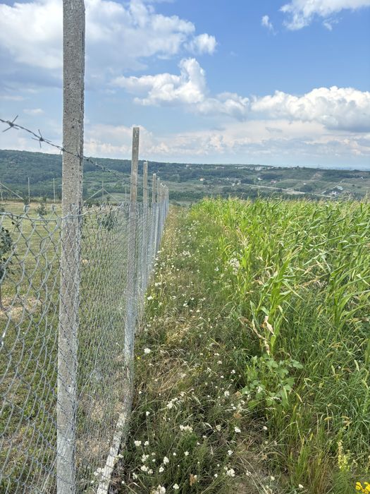 Teren în Agafton potențial investiție lângă șoseaua ocolitoare.